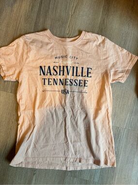 Nashville Tennessee Peach Graphic Tee